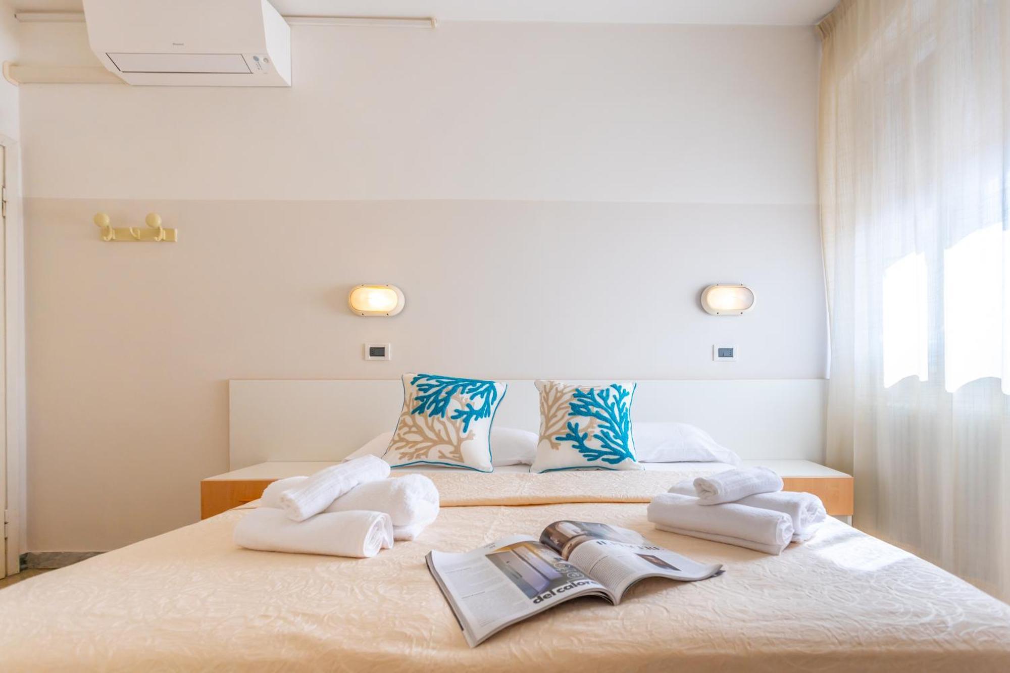 Hotel Selene - Vista Mare Riccione Luaran gambar