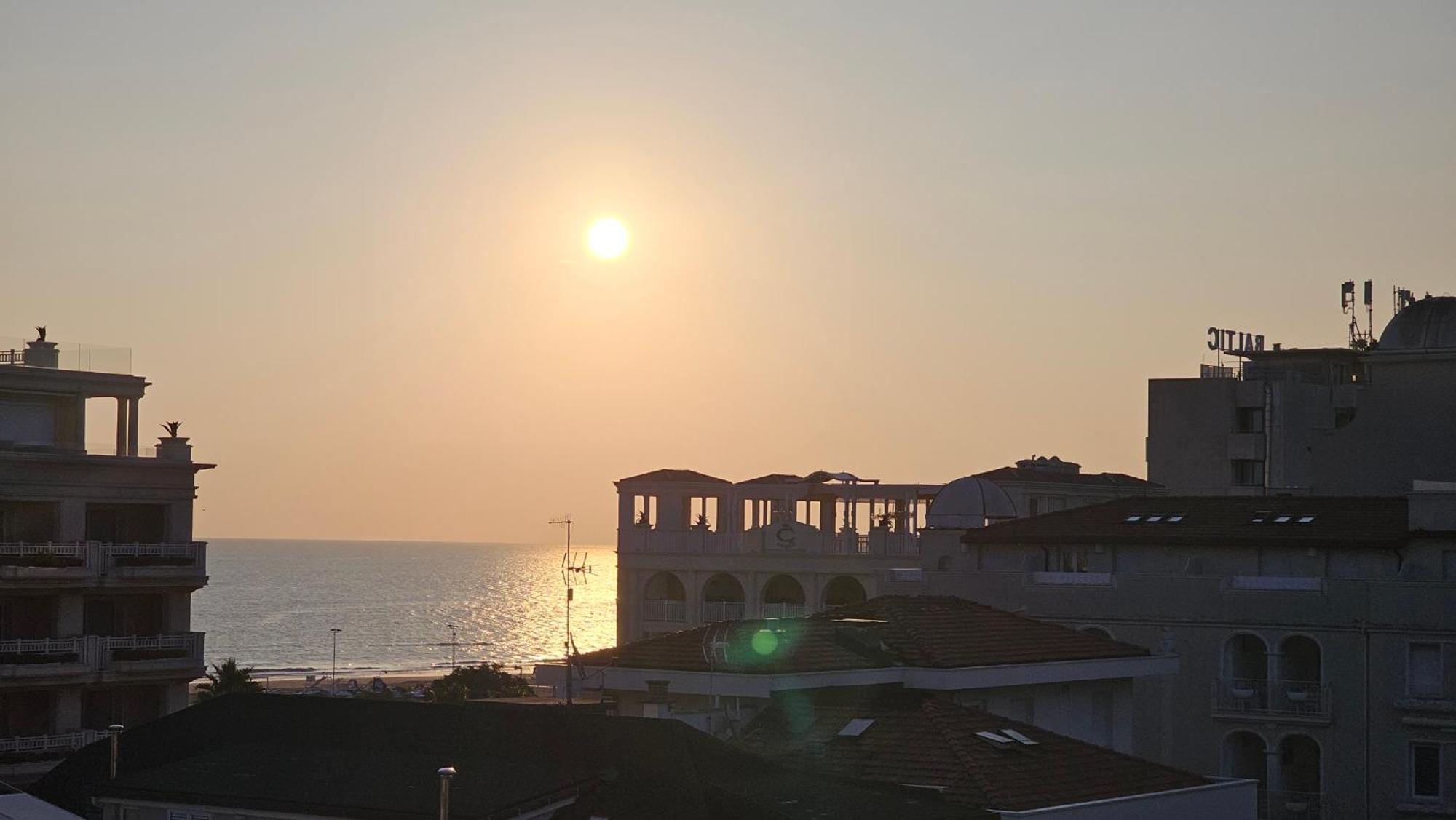 Hotel Selene - Vista Mare Riccione Luaran gambar