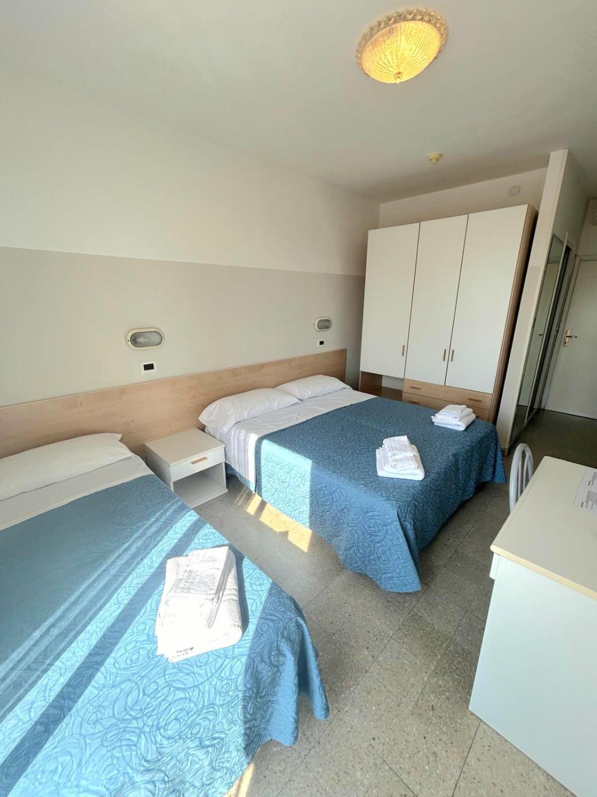 Hotel Selene - Vista Mare Riccione Bilik gambar