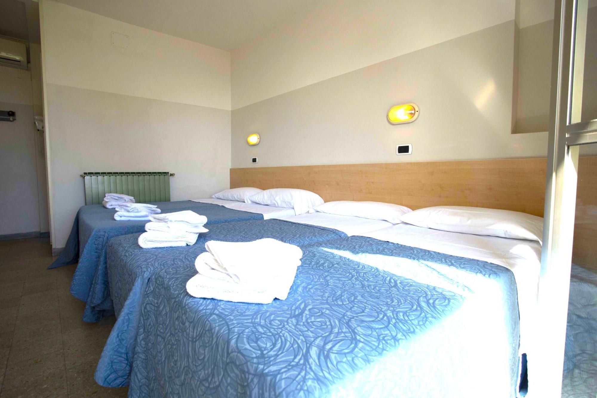 Hotel Selene - Vista Mare Riccione Bilik gambar
