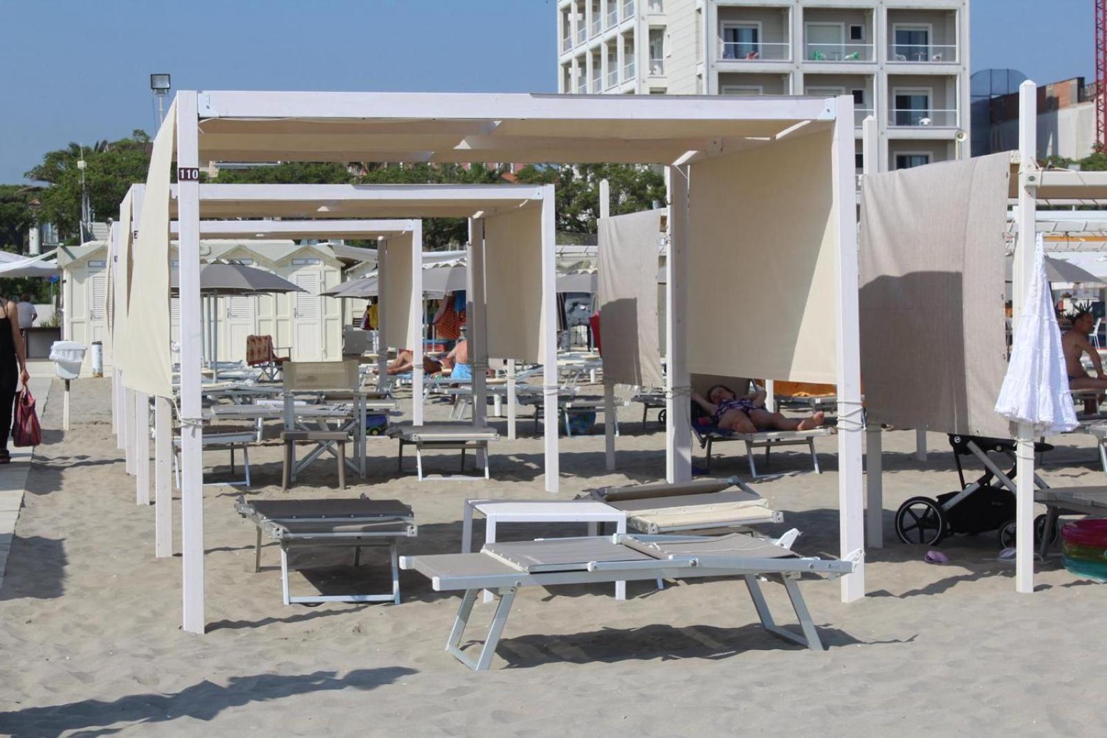 Hotel Selene - Vista Mare Riccione Luaran gambar